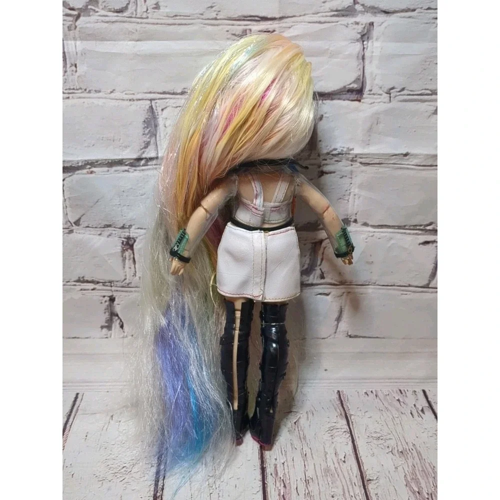 Rainbow High Amaya Raine‎ Hair Studio Doll & Rainbow Littles Magenta Monroe